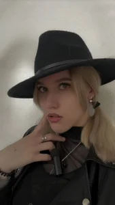 AnnikaPrincess lady in black  3. fénykép