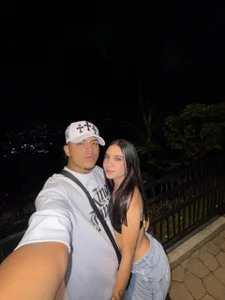 aaron_pamela01Public Bild 3