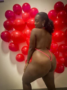 natasha_sexy69 Public Pic 4