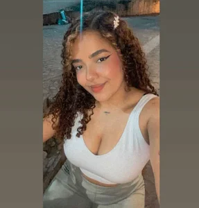 HELENAPONSS Public 사진