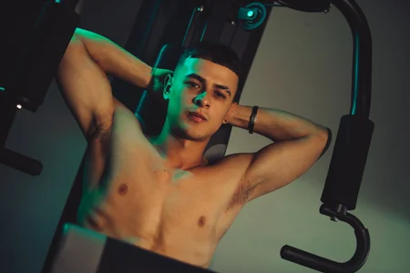 JuniorMorris_ Public Hình 2