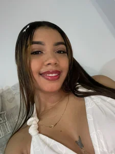 kittygirlsgh's XXX Nude Photo 2