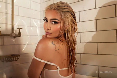 Elina_Hills 💕VALENTINE'S DAY 💕 Foto