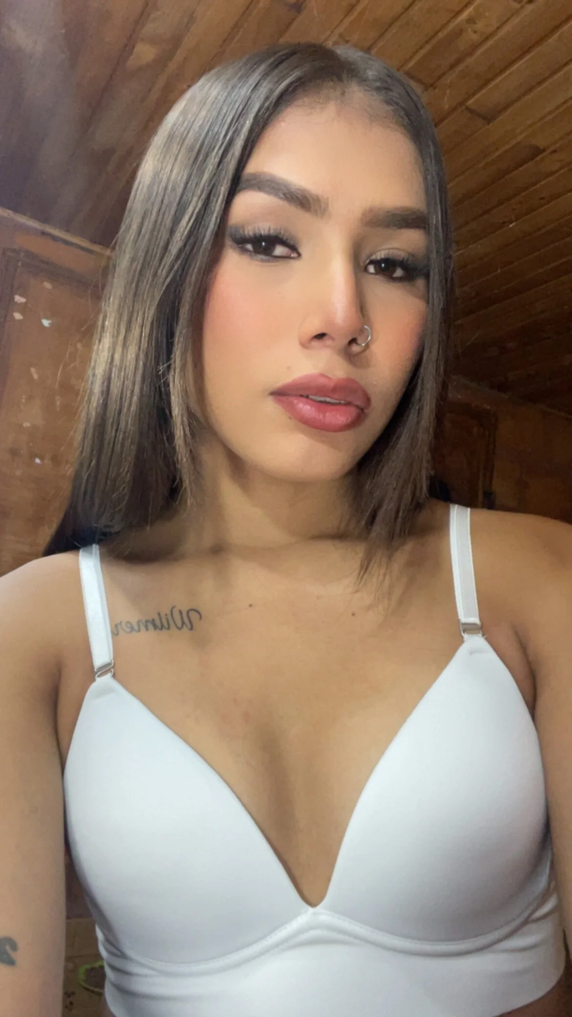 Ruby_Rouge_ Foto en Tendencia 8883