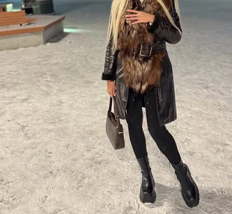 Pussyinpublic Public зображення 4