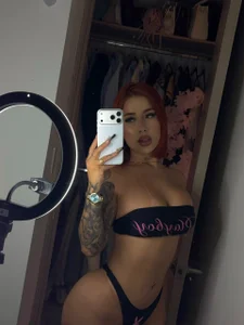 MadelineFoxGood Morning, Baby 💋图片