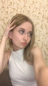 Public de kittywithu Foto