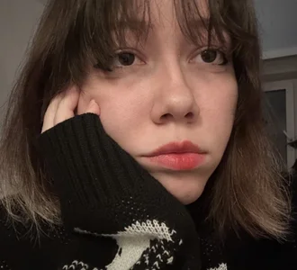 Public od PeachyMaolin  2 snímek