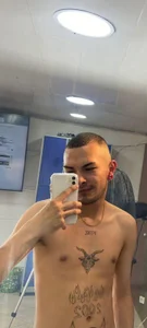 peterhot Public Pic 2
