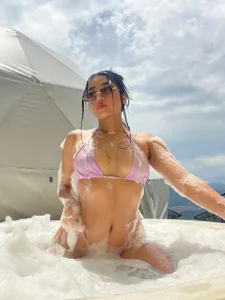 Hillary_williamss Public Pic