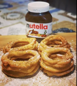 Cataleya80 E se volessi prenderti per la gola potrei farlo benissimo 😏👩🏻‍🍳🔥 Foto 2