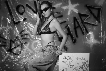 Chloe_Key love me hard💖 Pic 3