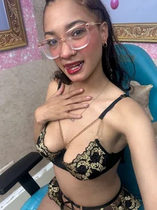 Jadde_Greyy_ What do you think of the color black?🔥🥺 Pic 4