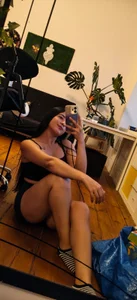 Melodyy_Rouse Sexy girl Pic 2