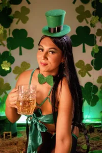 Victoria_westI'm feeling incredibly lucky today... want some? 🍀😉图片