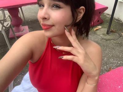 chloe_watson_ Public صورة واحدة|chloe_watson_ Public صورتان|chloe_watson_ Public  7 صور|chloe_watson_ Public  7 صورة