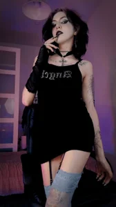 LorenLoiss Your favorite goth girl😈 Billede 4