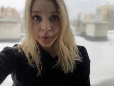 Spacenintendaas XXX nøgenfoto 1