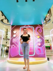 MiriamStaebell Public 圖片 3