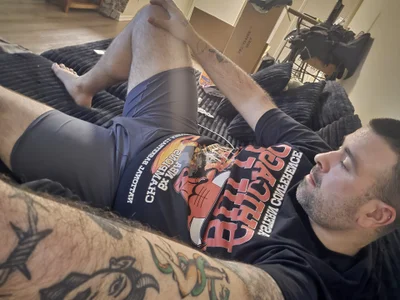 Biggbaddwulf7 Public  2টি ছবি