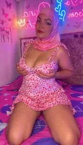 Dana-Alabi I have something to provoke you... but I better leave it to your imagination.😈 Εικόνα 2