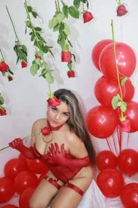 Wonderkloe_ Our Valentine's Day❤ Pic 7