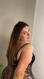 Selina_Sykes Public Pic 2