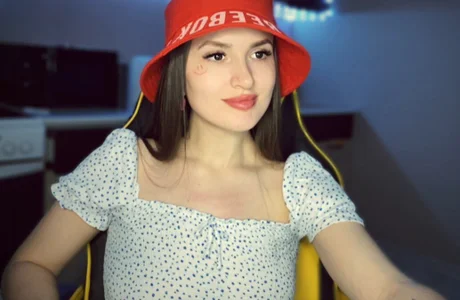 -RED_HAT-masha))图片 2