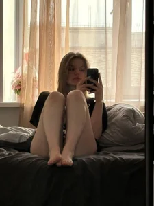 <3