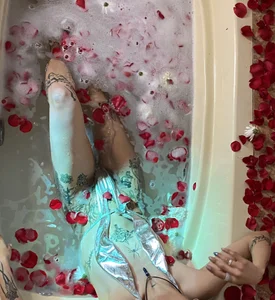 trinitty kullanıcısının Sexy Trinitty albümü -  5 fotoğraf