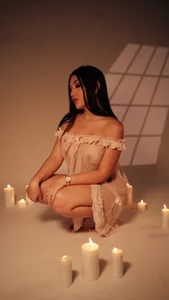 _brenda_becker sexy candle 🔥🕯️ Pic