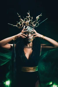 mariam_hill medusa🐍 Foto 6