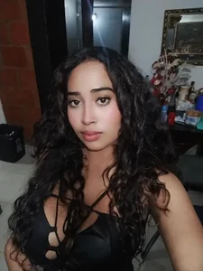 sensual woman de MeganBrownVS  2 Imagens