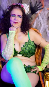 agatha_ross26 Hppy Halloween 🍃🍃 Foto 8