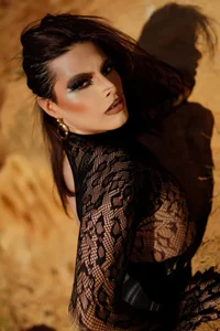 Eterea_blow Under the Sun, Above Your Imagination – I leave you breathless in broad daylight. Pic 6