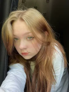 Margo_Ring Public Pic 4