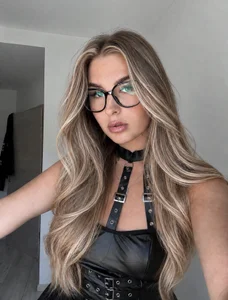 sophianoir_ Public Pic