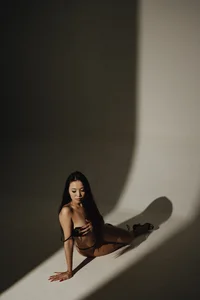 Zdjęcia Mishel_Blessing This set is full of playful energy and a touch of trouble: 