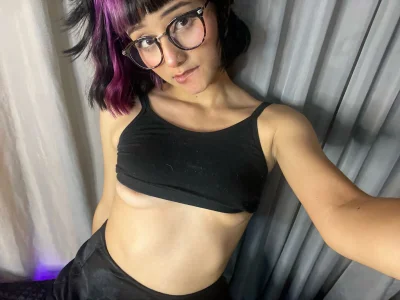 tati_cardenas A little look 👀 사진