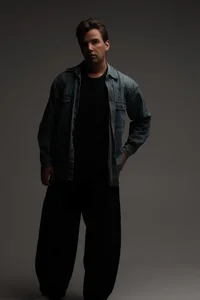 ArthurMeyers Typical day of a photoshoot 🤭 Pic 3