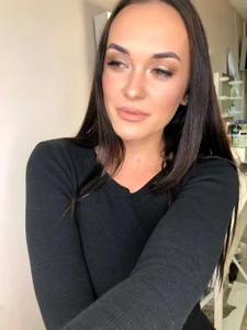 AbigailBlue Public Immagine  2
