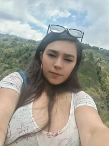 Carolyne-Soto Public Gambar 5