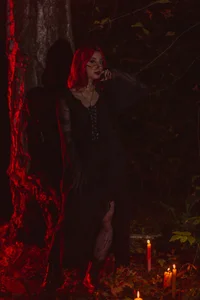 Mistress__Marcelline Mistress of the Dark Forest Foto