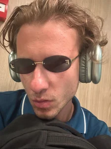 DennisGartmanB Photos in Clolths where i am nice টি ছবি