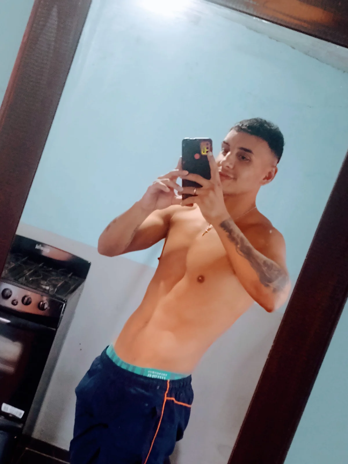 maximilianok27 Gambar Trending 5550