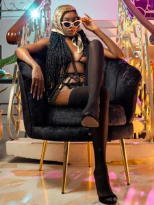 Vittoria_HillsA SEXY AND SPICY WOMAN图片 5