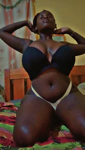 KissMeCurvyMbatha Sexy momaa🥵😍🤭 Pic 4