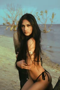 GODDESS od Plastique_PATRICIA  3 snímek