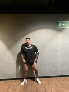 brooklyn- kullanıcısının Clean my legs albümü -  4 fotoğraf