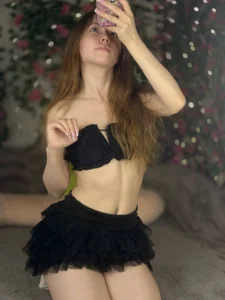 Little Dark Secret ✨ de Petite_Polly Foto 4